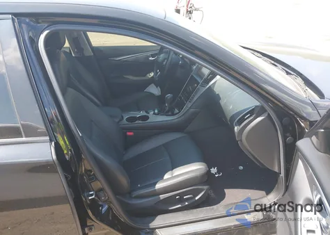 2016 Infiniti Q50 2.0T Premium z USA, uszkodzony, nr VIN JN1CV7ARXGM251800